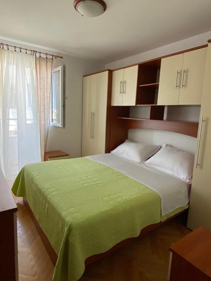 Apartment Lijana Sea View Tučepi Esterno foto