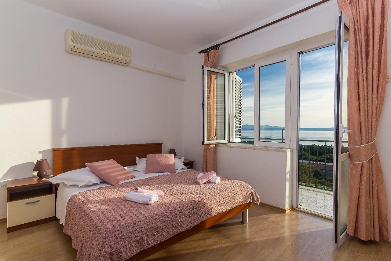 Apartment Lijana Sea View Tučepi Esterno foto
