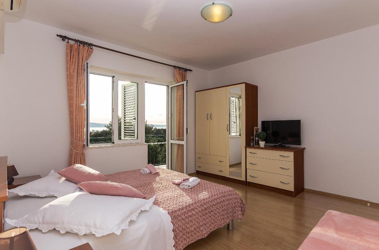 Apartment Lijana Sea View Tučepi Esterno foto
