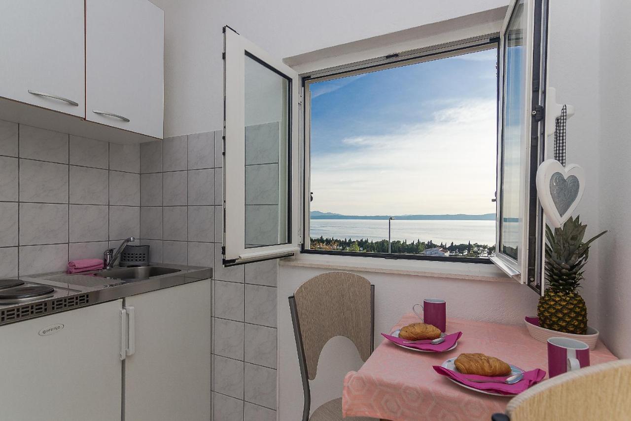 Apartment Lijana Sea View Tučepi Esterno foto