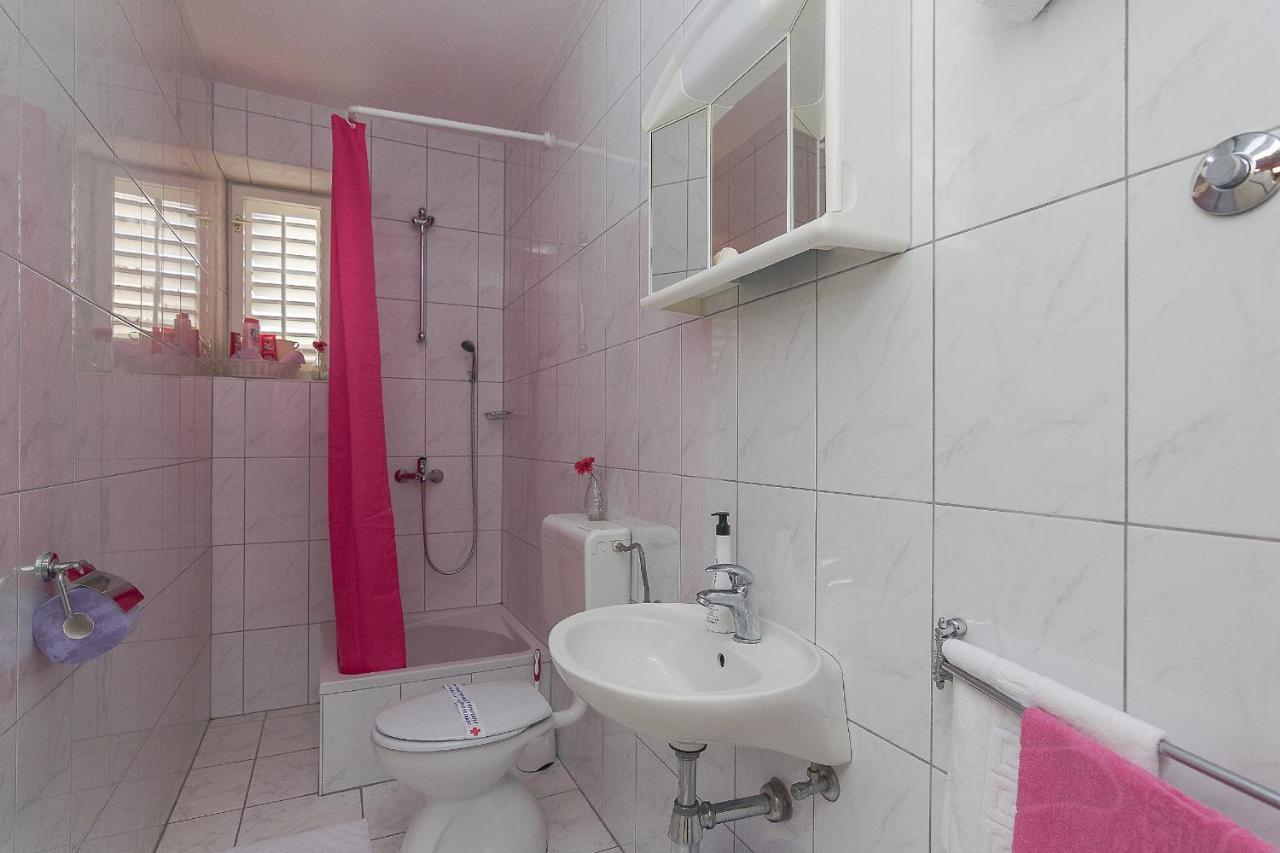 Apartment Lijana Sea View Tučepi Esterno foto