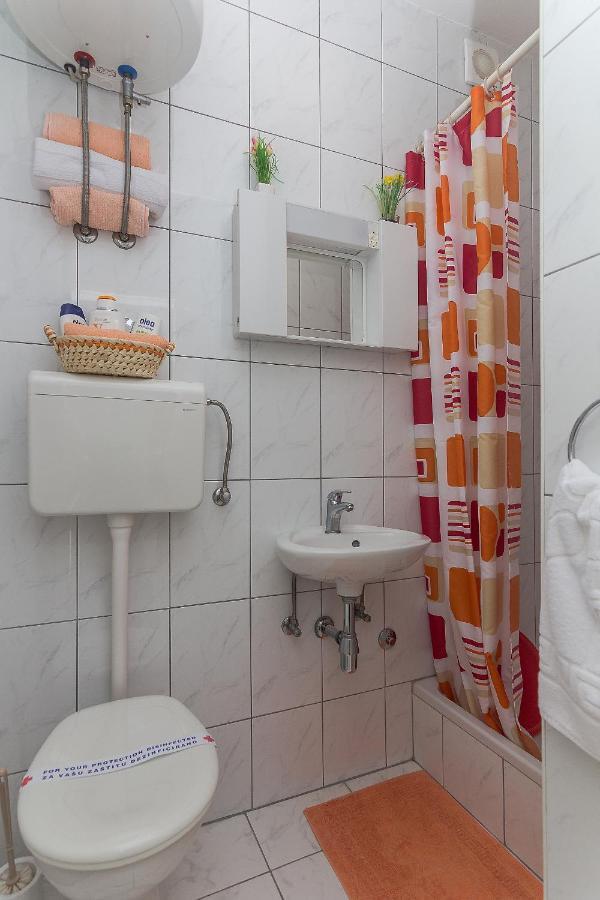 Apartment Lijana Sea View Tučepi Esterno foto