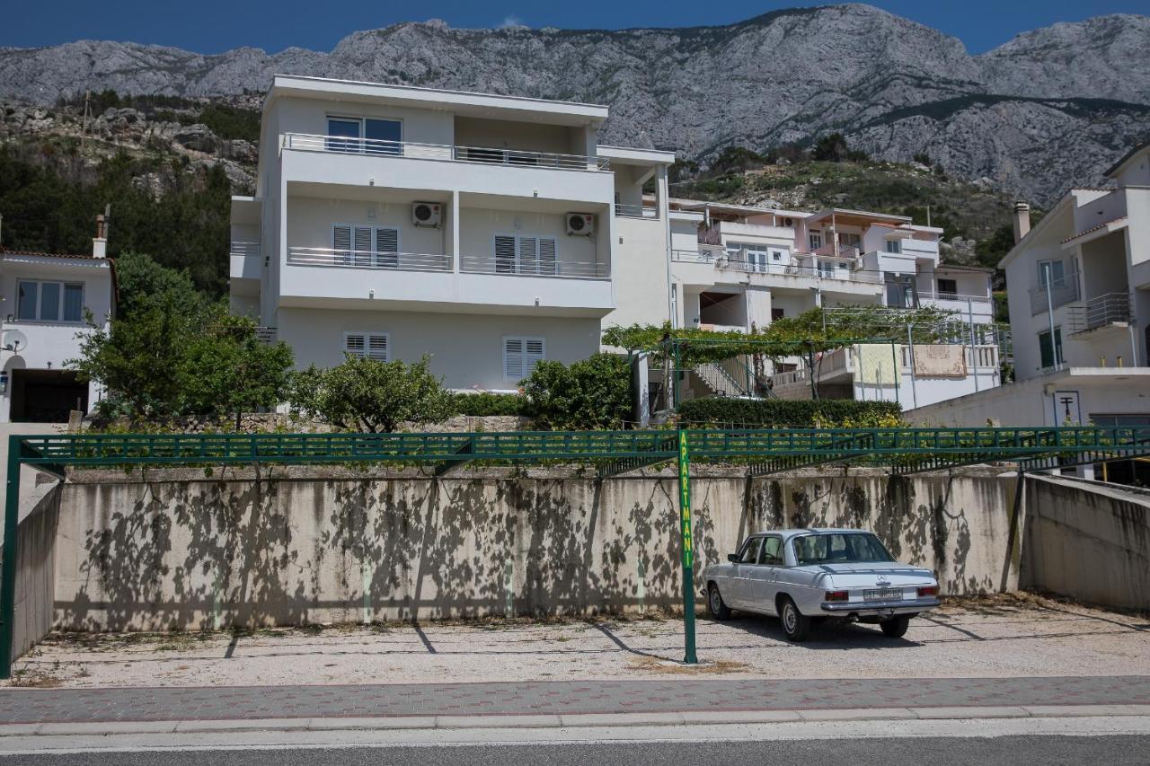 Apartment Lijana Sea View Tučepi Esterno foto
